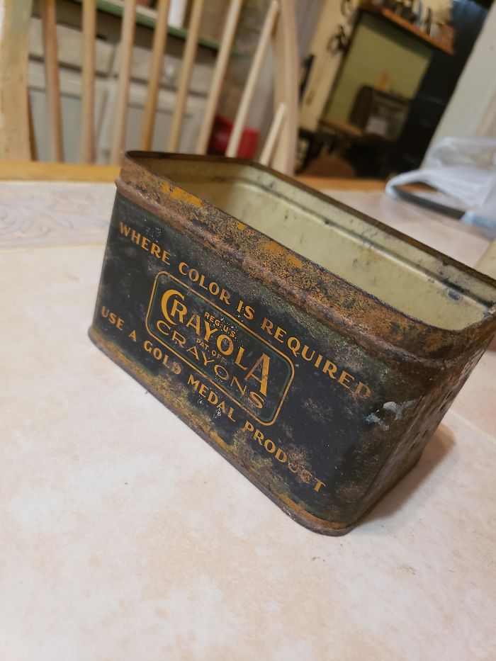 This Old Crayola Box My Grandma Has