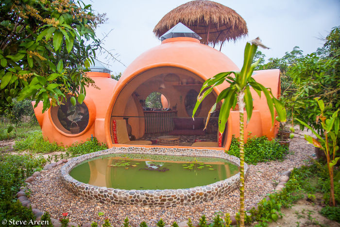 Eco-Friendly Dome Homes Built From AirCrete Are So Affordable, You Can DIY One For Up To $9,000