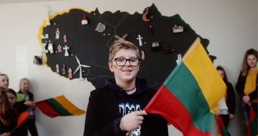 700 Samogitians Congratulated Lithuania By Adorning 30 Urban And Regional Places With The Tricolour 700 Samogitians Congratulated Lithuania By Adorning 30 Urban And Regional Places With The Tricolour