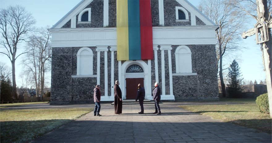 700 Samogitians Congratulated Lithuania By Adorning 30 Urban And Regional Places With The Tricolour