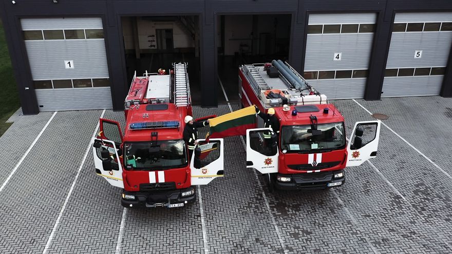 700 Samogitians Congratulated Lithuania By Adorning 30 Urban And Regional Places With The Tricolour