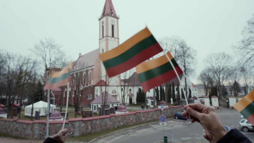700 Samogitians Congratulated Lithuania By Adorning 30 Urban And Regional Places With The Tricolour