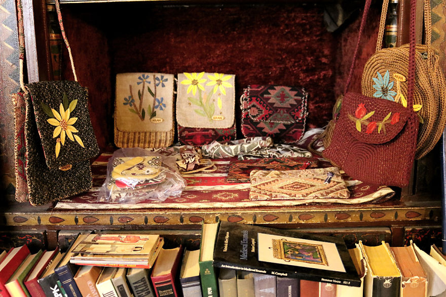 I Photographed A Bookstore That Looks Like A Hogwarts Tower Room