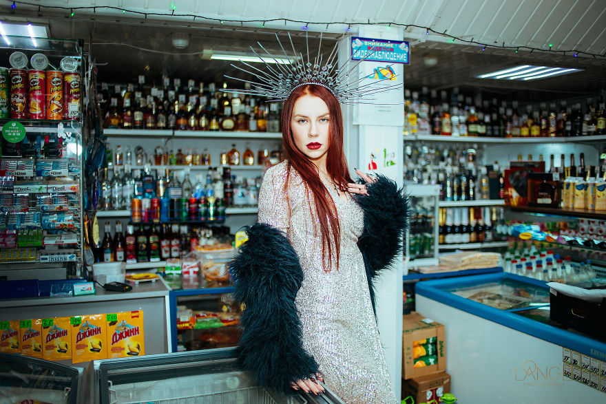 A Girl, The Groceries And Corona