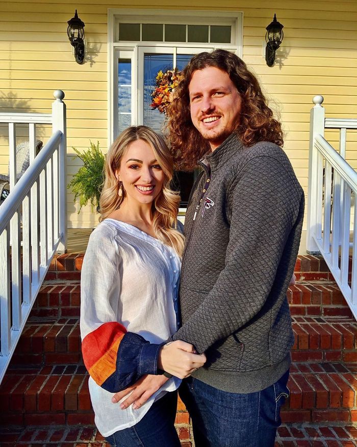 Boyfriend Lets His Quarantined Hairstylist GF Experiment With His Hair And Here's What She's Done So Far Boyfriend Lets His Quarantined Hairstylist GF Experiment With His Hair And Here's What She's Done So Far