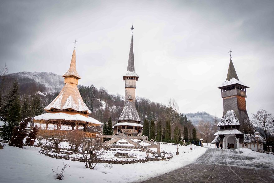 I Spent One Winter Capturing Magical Views Of Romania