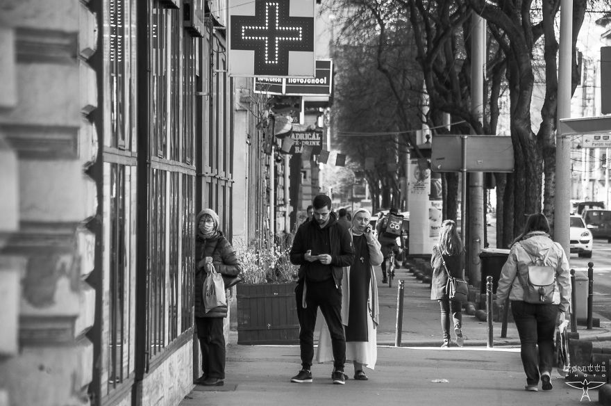 I Photographed The Experience Of The Coronavirus Quarantine In My City, Budapest (27 Pics) I Photographed The Experience Of The Coronavirus Quarantine In My City, Budapest (27 Pics)