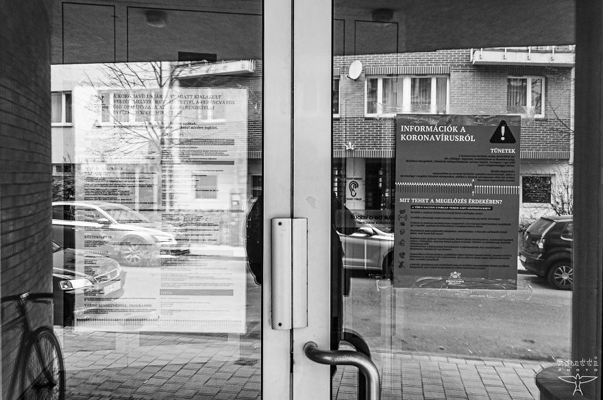 I Photographed The Experience Of The Coronavirus Quarantine In My City, Budapest (27 Pics) I Photographed The Experience Of The Coronavirus Quarantine In My City, Budapest (27 Pics)
