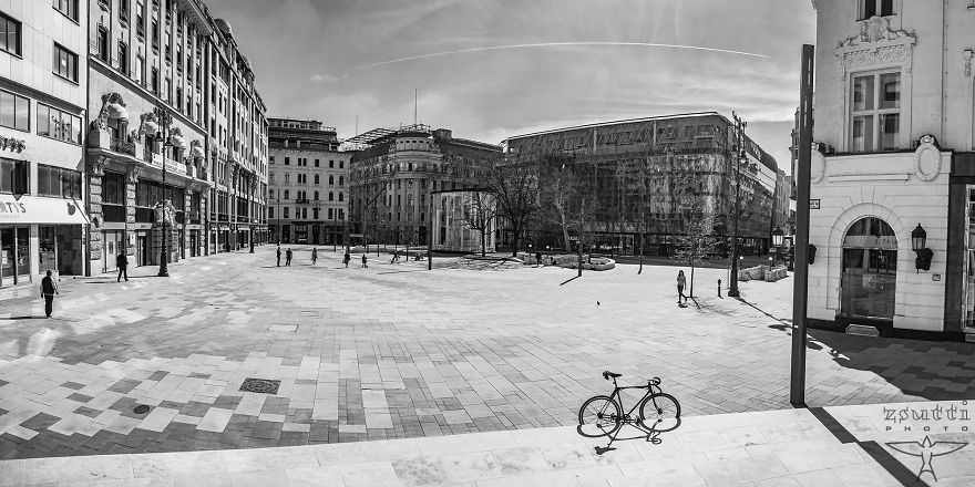 I Photographed The Experience Of The Coronavirus Quarantine In My City, Budapest (27 Pics) I Photographed The Experience Of The Coronavirus Quarantine In My City, Budapest (27 Pics)