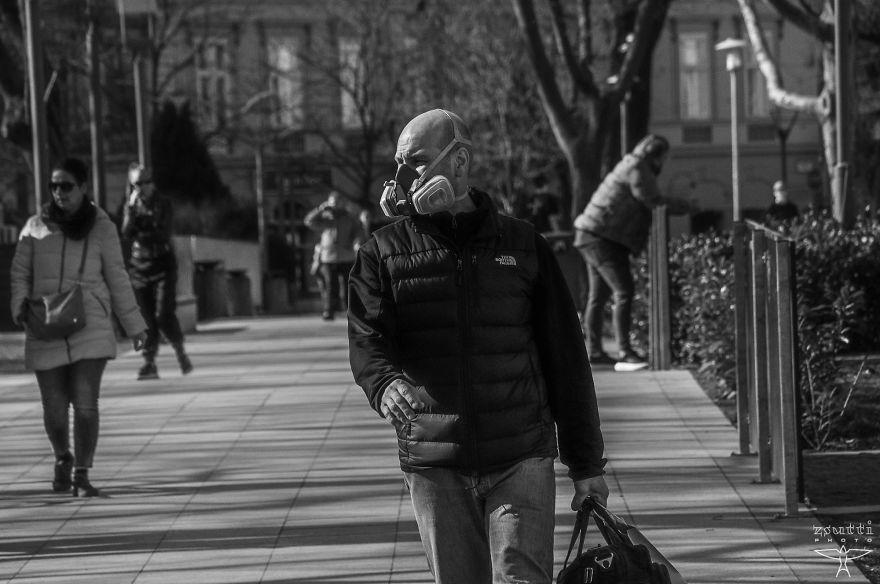 I Photographed The Experience Of The Coronavirus Quarantine In My City, Budapest (27 Pics) I Photographed The Experience Of The Coronavirus Quarantine In My City, Budapest (27 Pics)