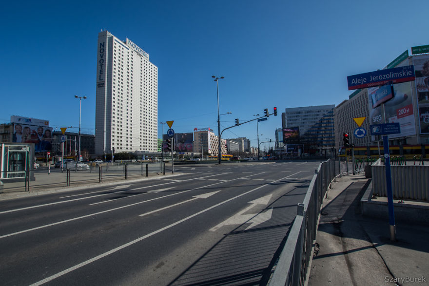 My 21 Pics Of What Coronavirus Has Done To Warsaw, Poland