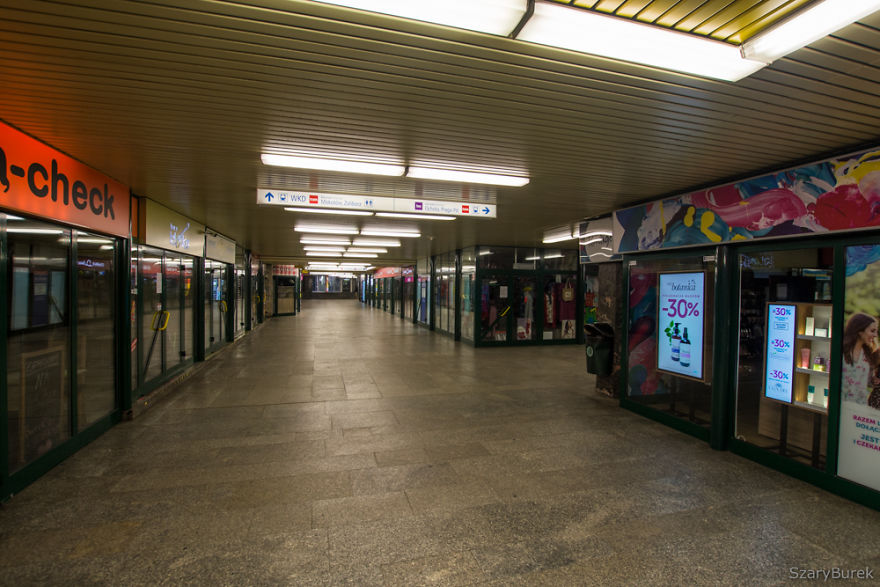 My 21 Pics Of What Coronavirus Has Done To Warsaw, Poland