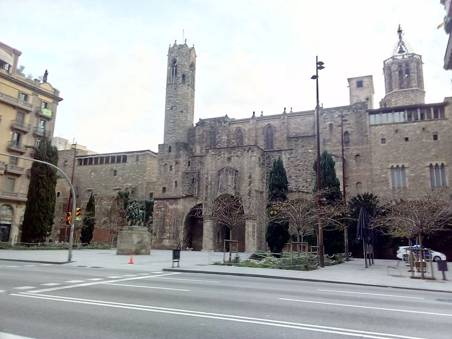 I Captured The Lockdown Of Downtown Barcelona