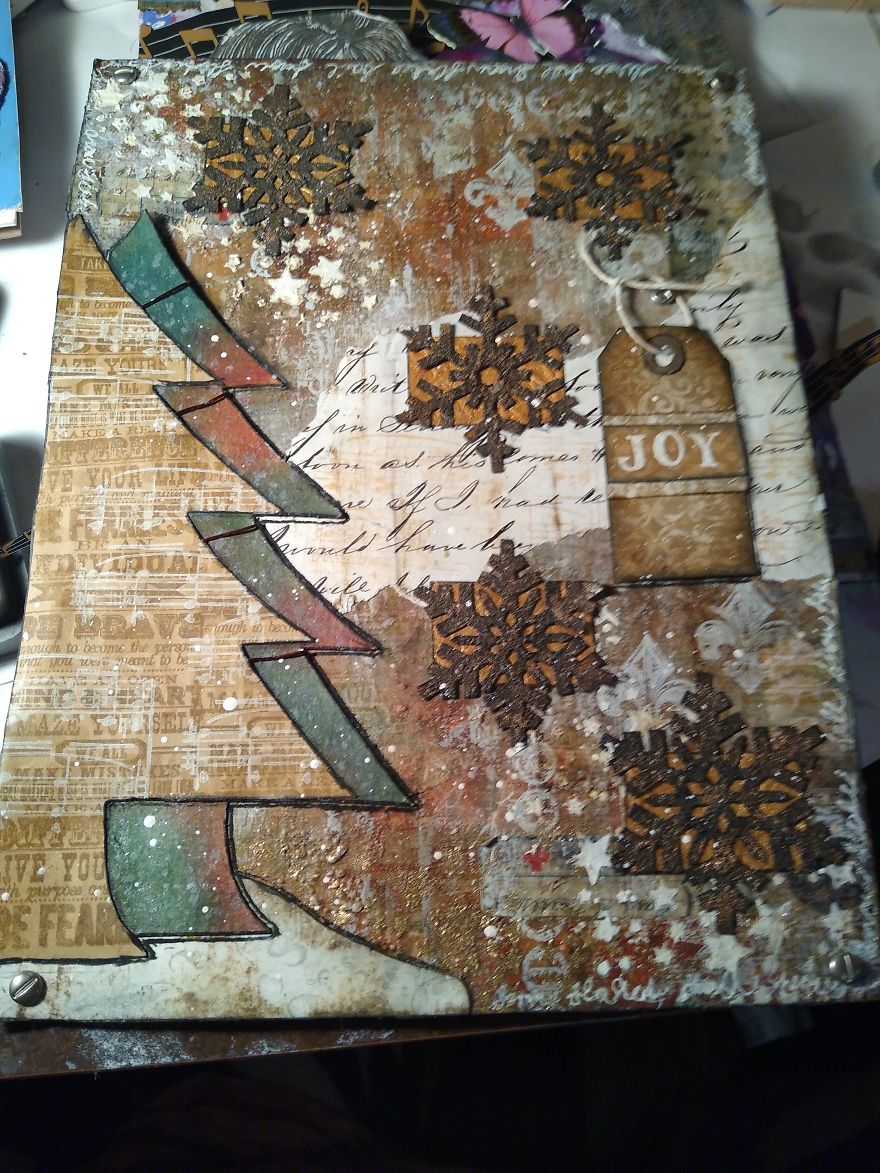 I Have Avoidant Personality Disorder, And I Make Mixed Media Art