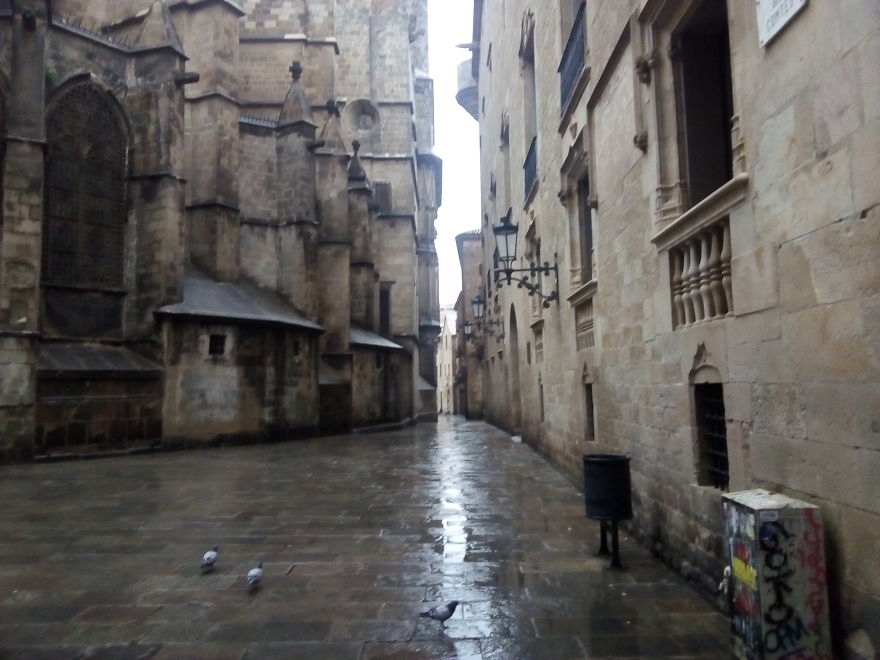 I Captured The Lockdown Of Downtown Barcelona