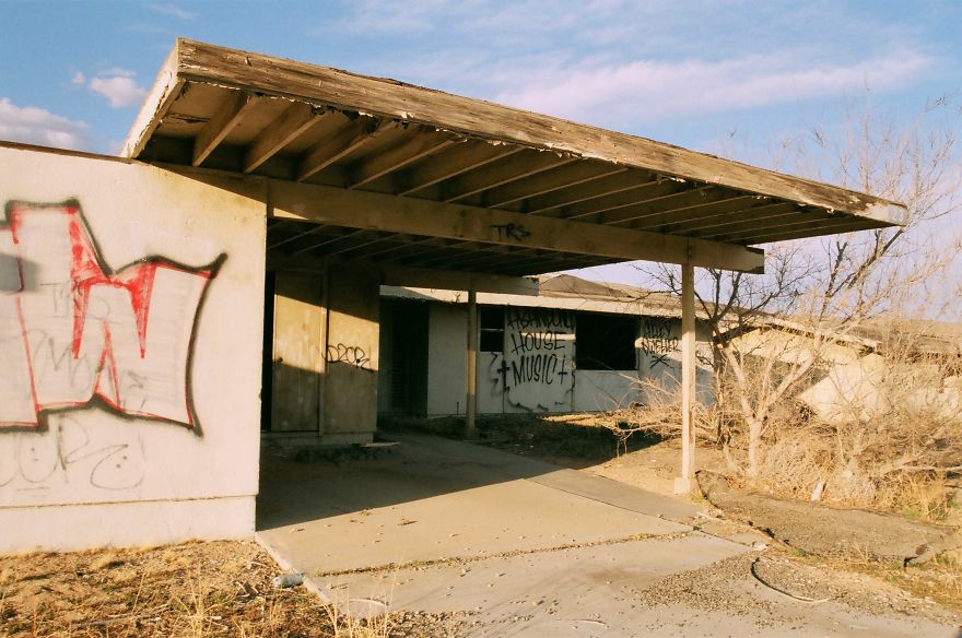 I'd Been Wanting To Photograph This Abandoned Air Force Base For A Long Time And I Finally Did (13 Pics)