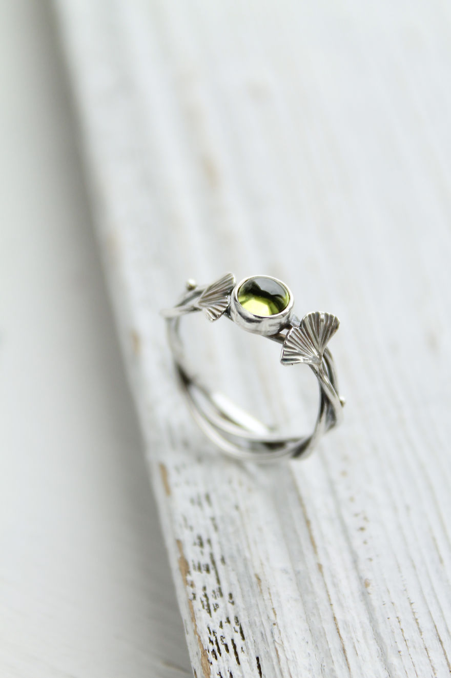 I Make Realistic Plant Jewelry For Nature Lovers