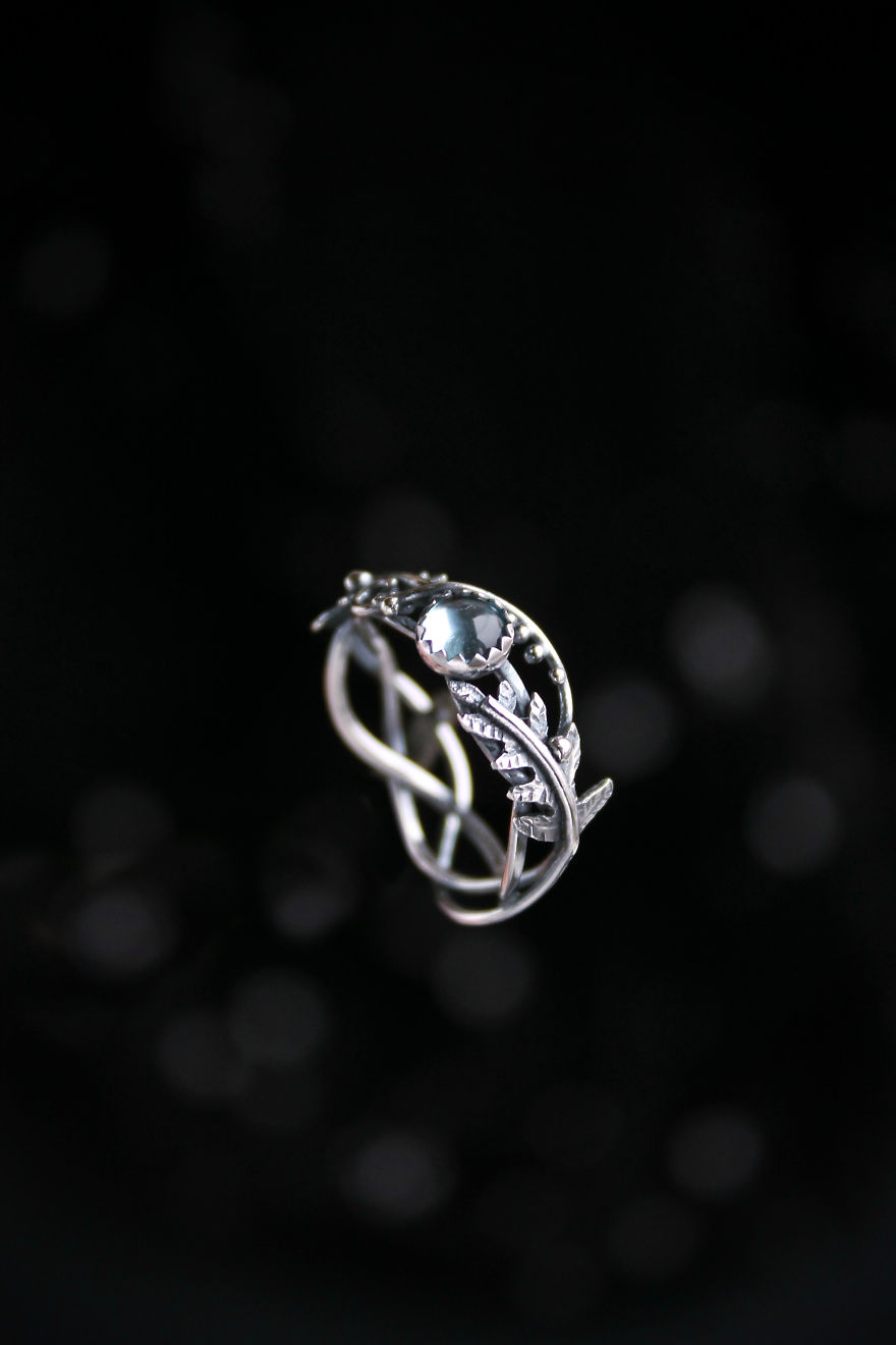 I Make Realistic Plant Jewelry For Nature Lovers