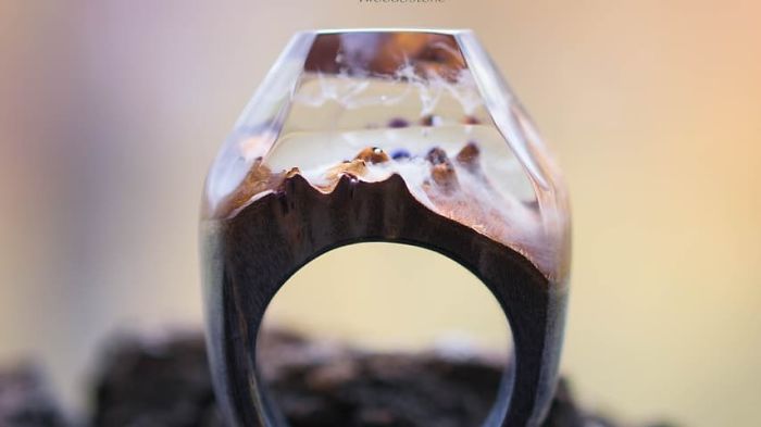 Spouses From Russia Create Fabulous Jewelry