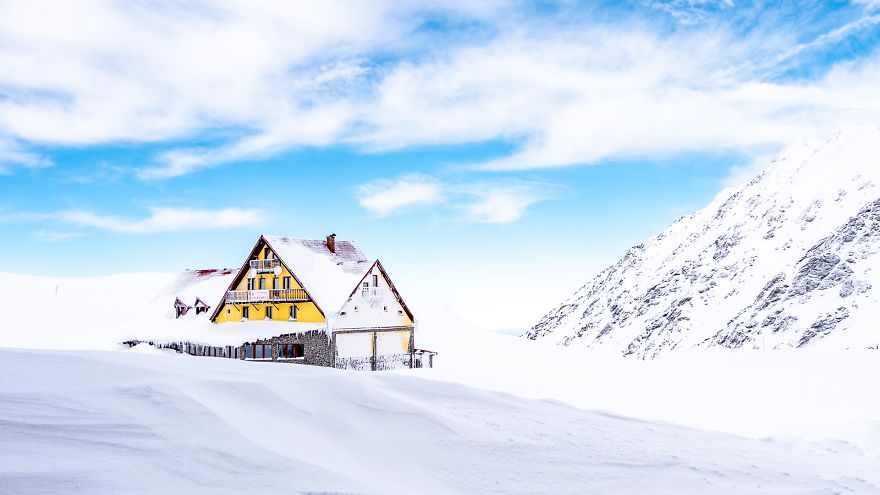 I Spent One Winter Capturing Magical Views Of Romania