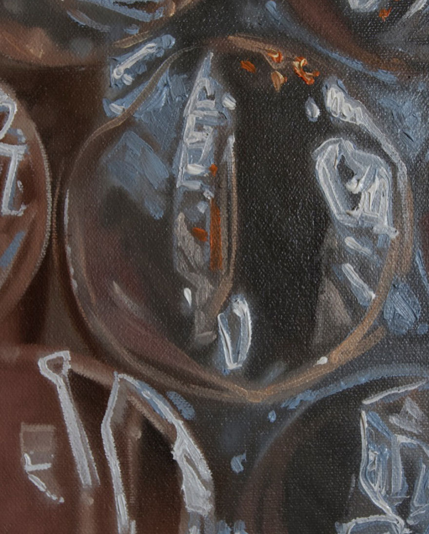 Artist Paints Portraits That Look Like They're 'Wrapped' In Bubble Wrap