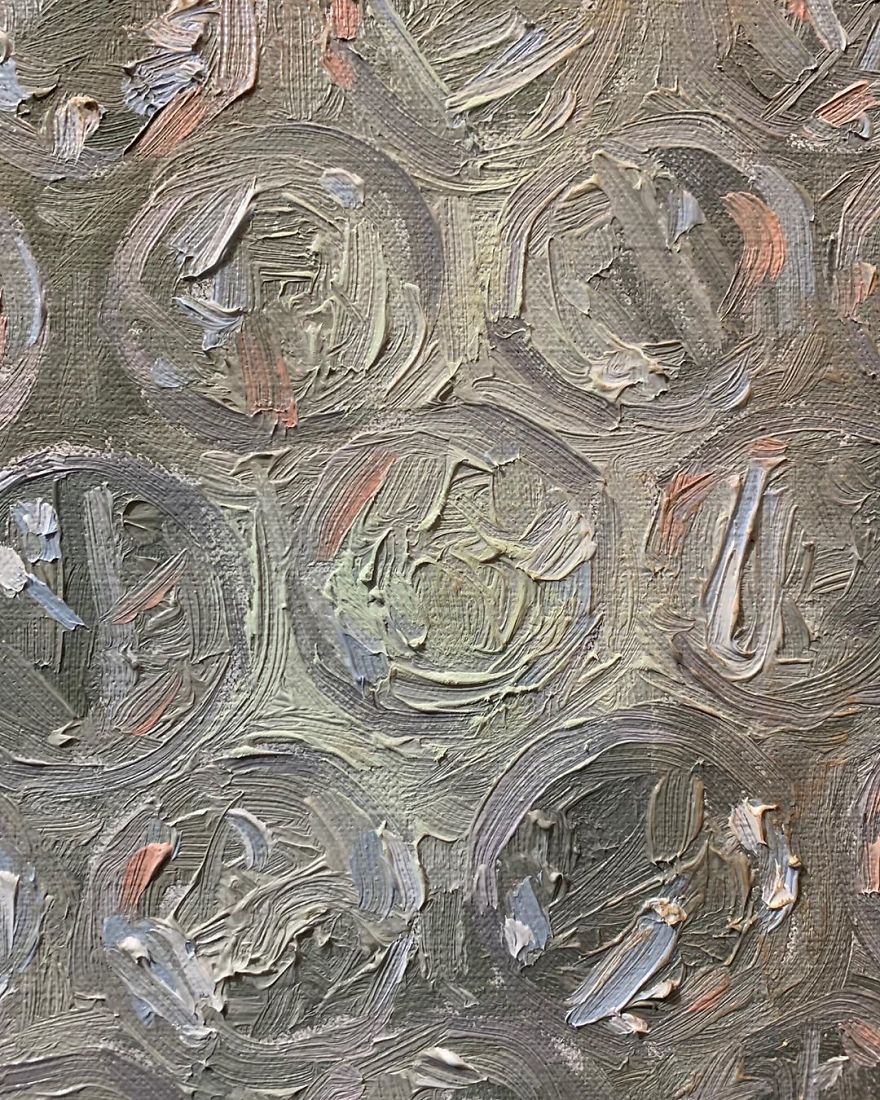 Artist Paints Portraits That Look Like They're 'Wrapped' In Bubble Wrap