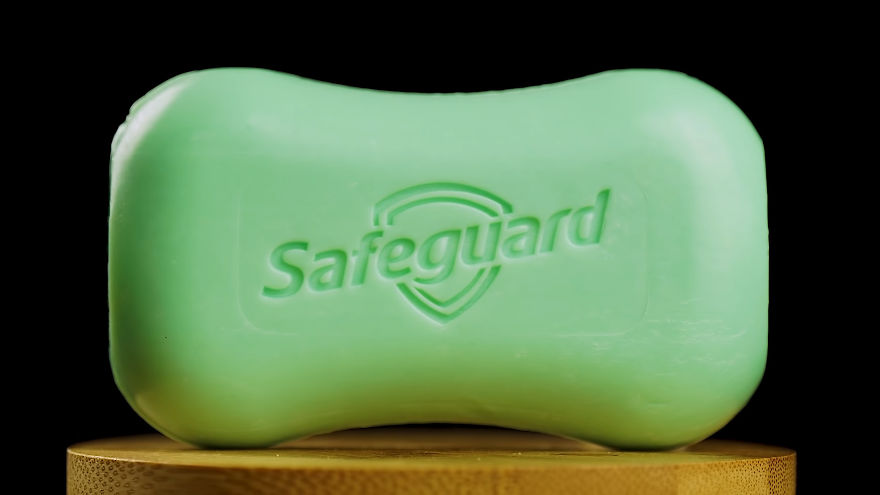 This Macro Lens Photography Project Shows Everyday Objects From A New Perspective