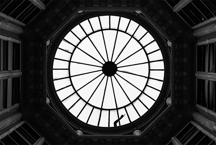 With My Black And White Photography I Try To Illustrate How Isolated We, As A Society, Have Become (20 Pics)