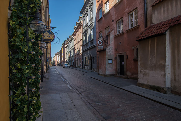 My 21 Pics Of What Coronavirus Has Done To Warsaw, Poland