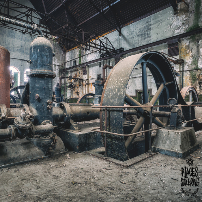 I Photographed An Abandoned Vintage Pumping Water Station