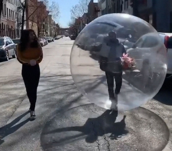 Remember The Drone Guy Who Asked Out A Girl Dancing On A Roof? He Finally Met Her In A Giant Inflatable Ball Remember The Drone Guy Who Asked Out A Girl Dancing On A Roof? He Finally Met Her In A Giant Inflatable Ball