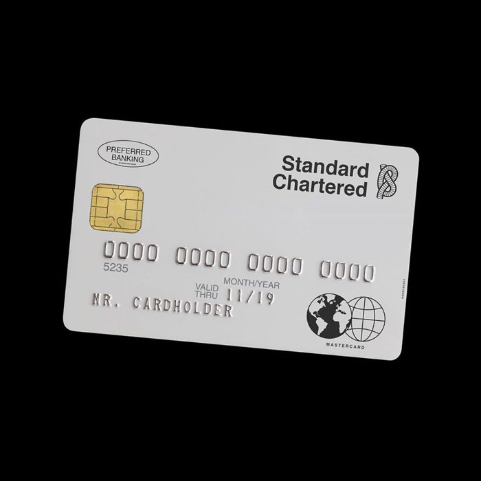 Famous-Brand-Products-Black-White