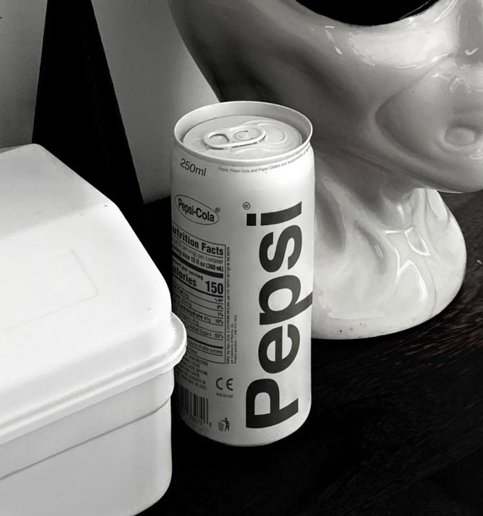 Famous-Brand-Products-Black-White