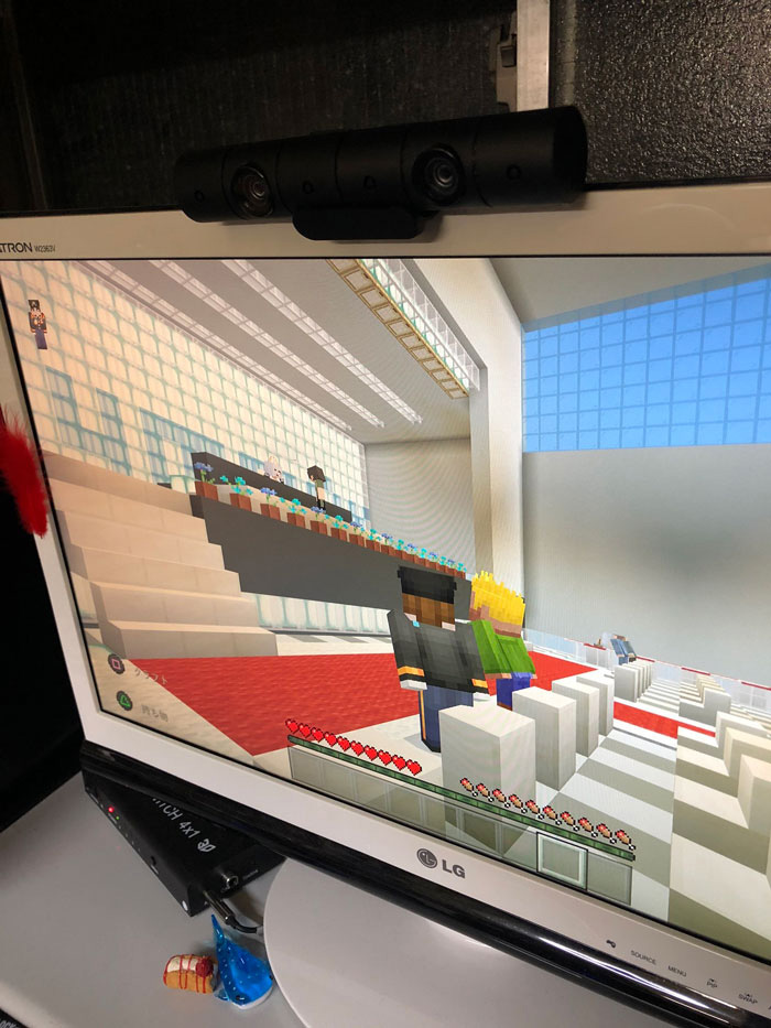 Due To The Coronavirus Outbreak, Japanese Students Had Their Graduation Ceremony In Minecraft Due To The Coronavirus Outbreak, Japanese Students Had Their Graduation Ceremony In Minecraft