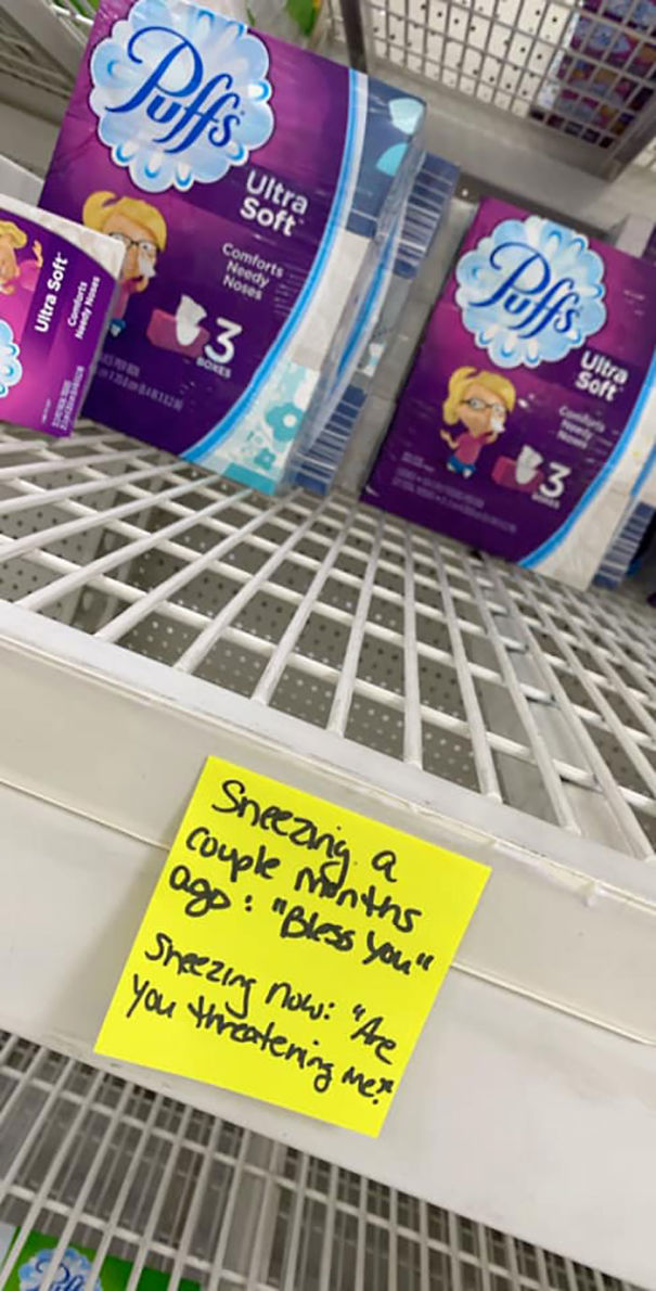 Mother-Leaves-Sticky-Notes-All-Over-Store-Quarantine-Coronavirus