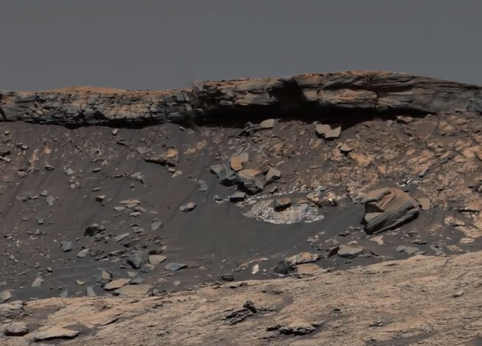 NASA's Curiosity Mars Rover Shoots Its Highest-Resolution Panorama Yet And It's 1.8 Billion Pixels