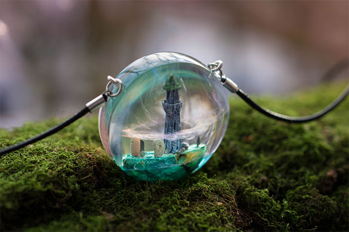 Russian Couple Places Tiny Fantasy-Inspired Worlds Into Their Jewelry And Decor Pieces (69 Pics)