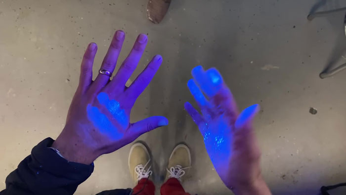 Former NASA Engineer Uses Glow Powder To Show How Fast Germs Can Spread Former NASA Engineer Uses Glow Powder To Show How Fast Germs Can Spread