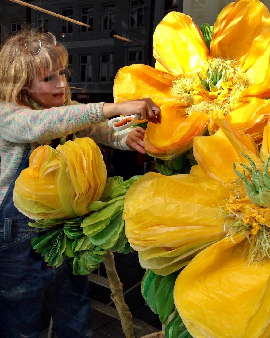 Tissue-Paper-Flower-Art