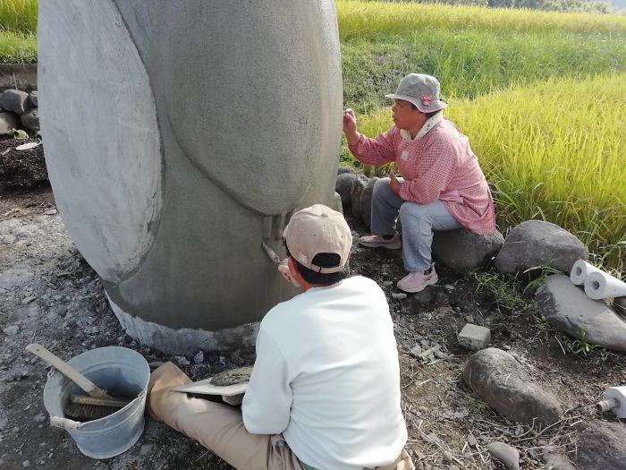Elderly Couple Recreated A Totoro Bus Stop In Real Life Elderly Couple Recreated A Totoro Bus Stop In Real Life