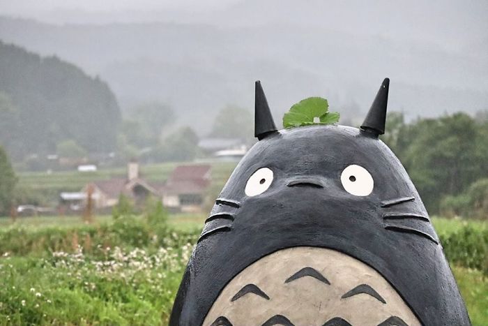 Elderly Couple Recreated A Totoro Bus Stop In Real Life