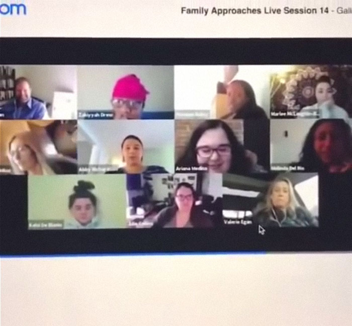 Woman Forgets She’s In A Video Conference, Starts Pooping Woman Forgets She’s In A Video Conference, Starts Pooping