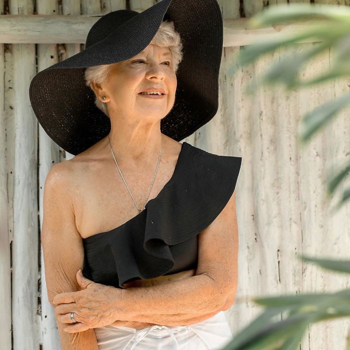 Daughter Helps 73-Year-Old Mom Lose 50+ Pounds To Get Her Health Back On Track, And Her Before And After Pics Go Viral