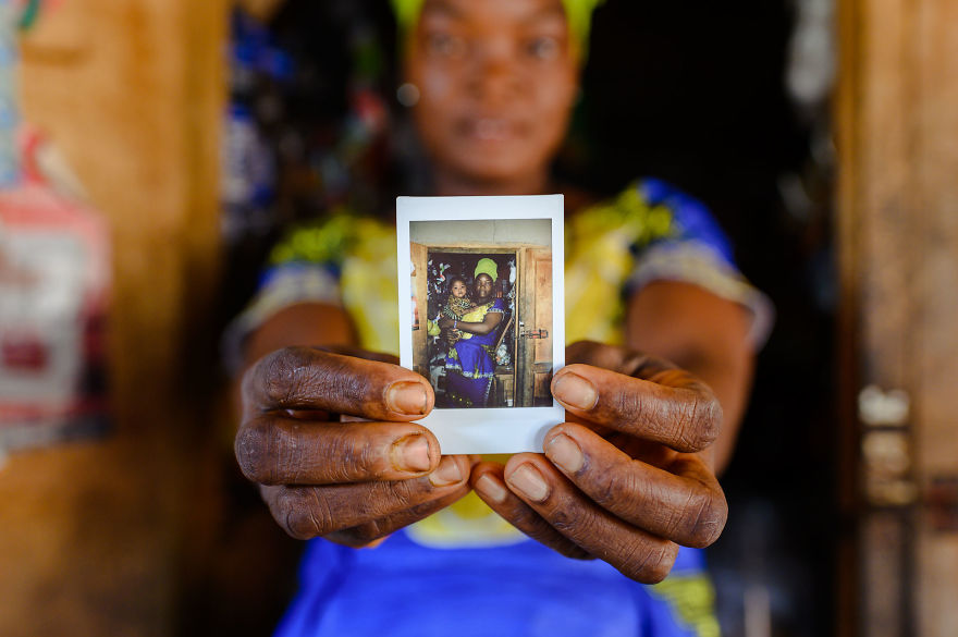 I Used Polaroid To Connect With Locals In Sierra Leone I Used Polaroid To Connect With Locals In Sierra Leone
