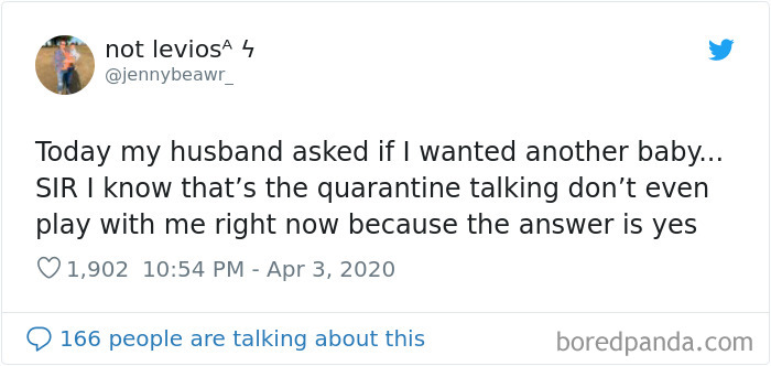 Funny-Marriage-Quarantine-Tweets