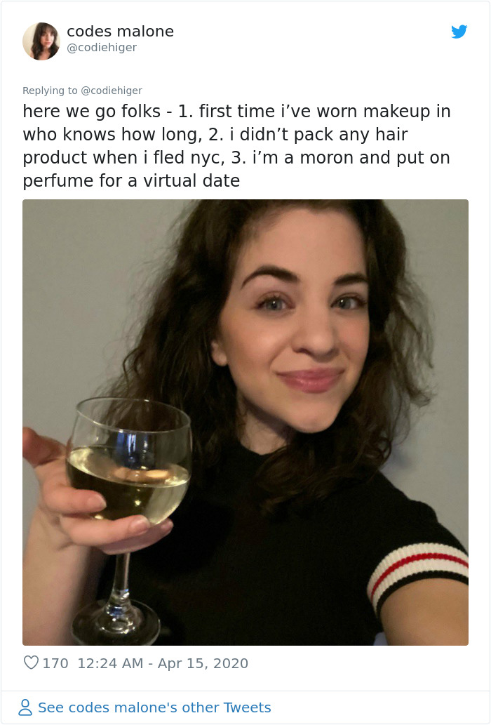 Girl Gives Guy A Fake Number, He Ends Up Going On A Date With A Gorgeous Actress After Texting Her By Accident Girl Gives Guy A Fake Number, He Ends Up Going On A Date With A Gorgeous Actress After Texting Her By Accident