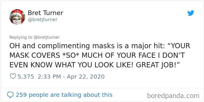 Two Little Girls Sit 6 Feet Apart Yelling Compliments To Strangers, Dad Documents It In A Hilarious Twitter Thread Two Little Girls Sit 6 Feet Apart Yelling Compliments To Strangers, Dad Documents It In A Hilarious Twitter Thread