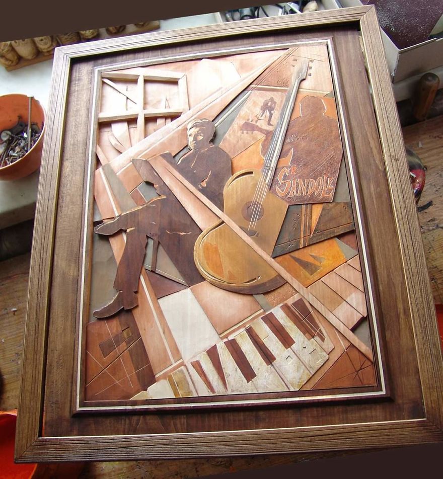 Master From Russia Carves Amazing Paintings From Wood