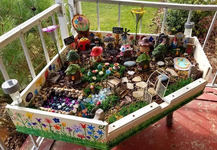 I Found A Corner Desk And Wicker Table On The Side Of The Road