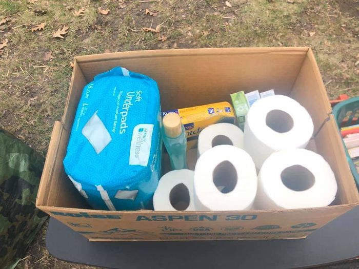 Family Sets Up A "Give And Take" Outdoor Pantry, Doesn’t Expect It To Grow So Big